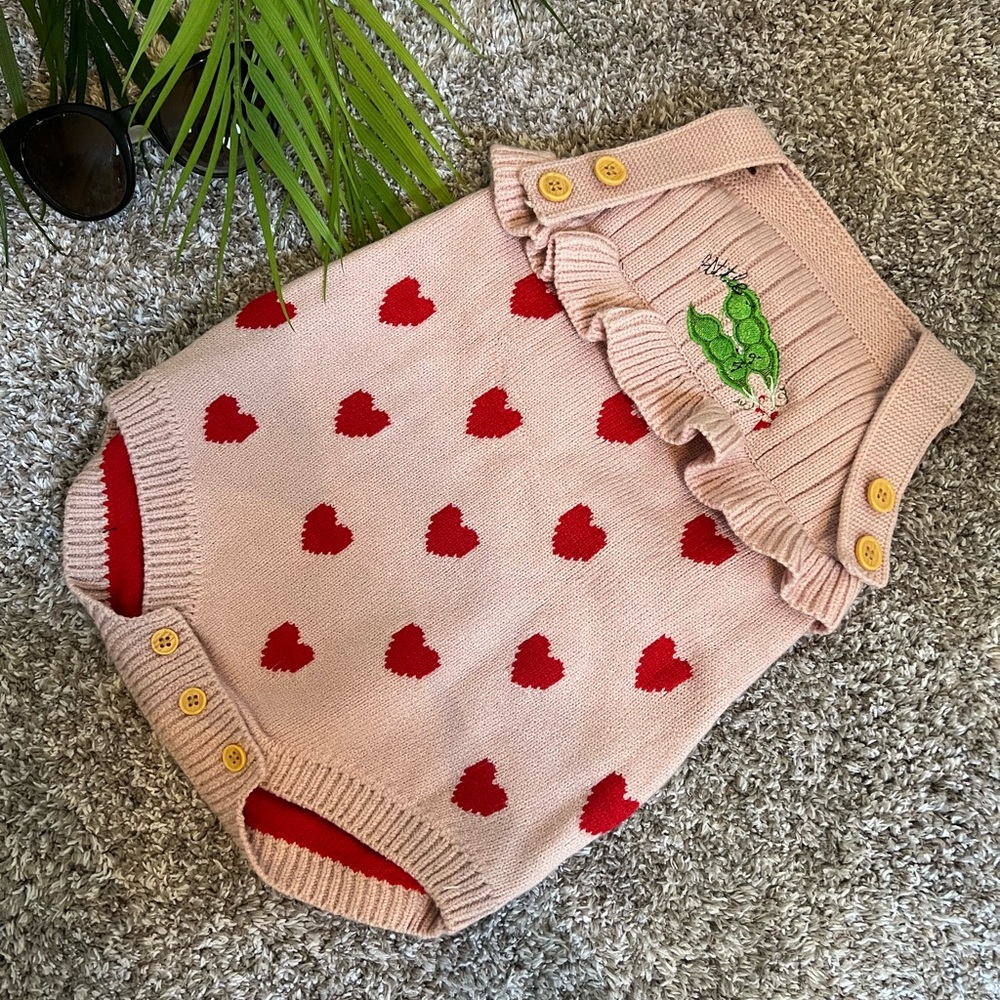 Adorable Pink Heart Knit Baby Bloomers